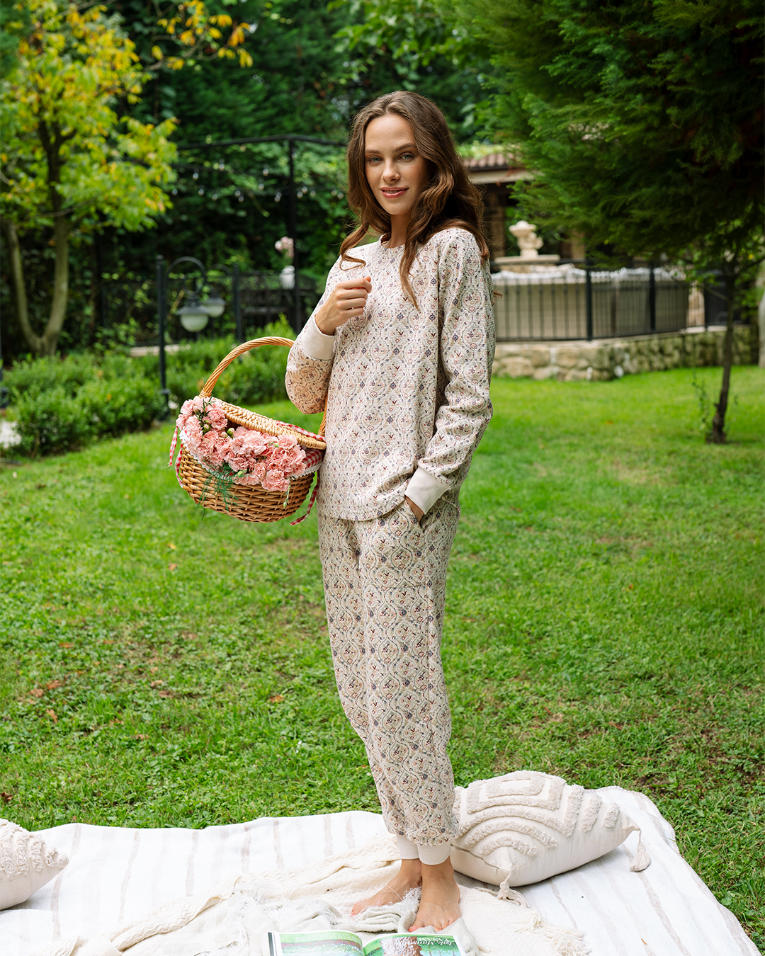 Pajama jacquard Andalusia art