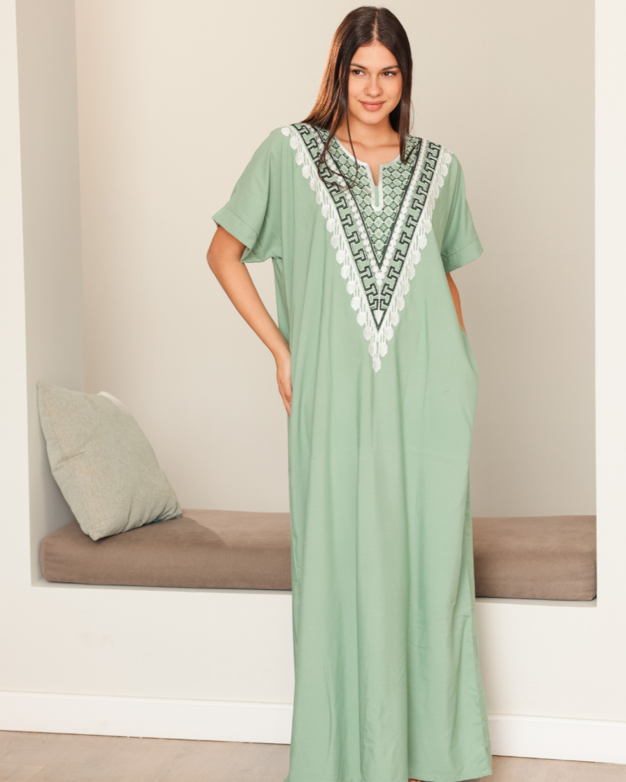 Decron shirt text, how much embroidered 3