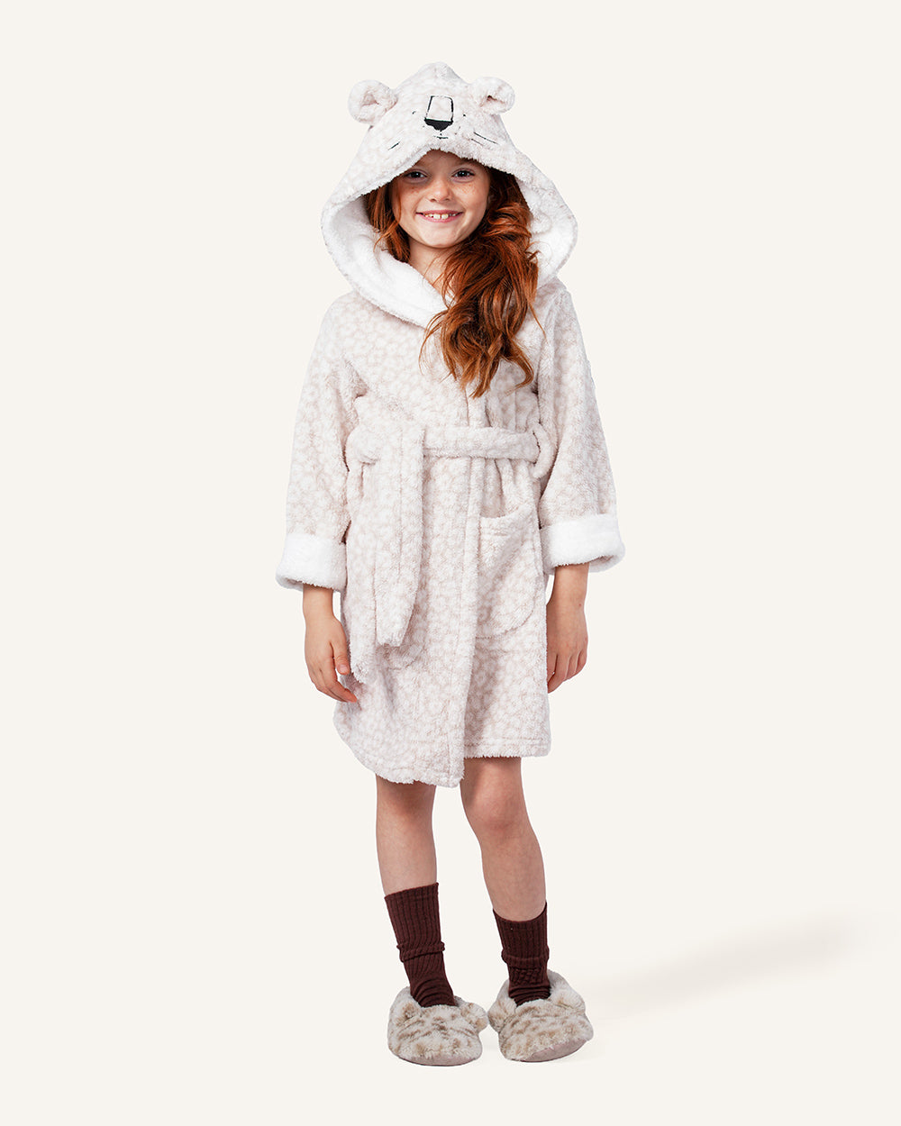 Robe with a hood roar