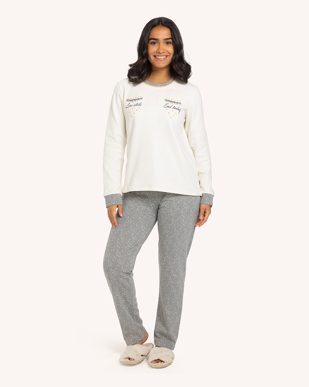 Women's pajamas, cils