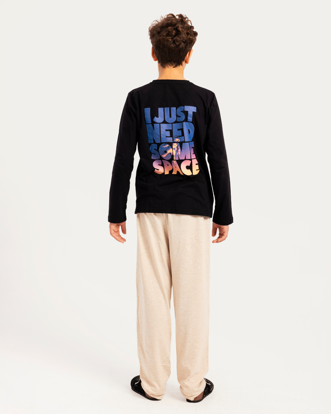 بيجاما اولادى مع طباعه على الظهر