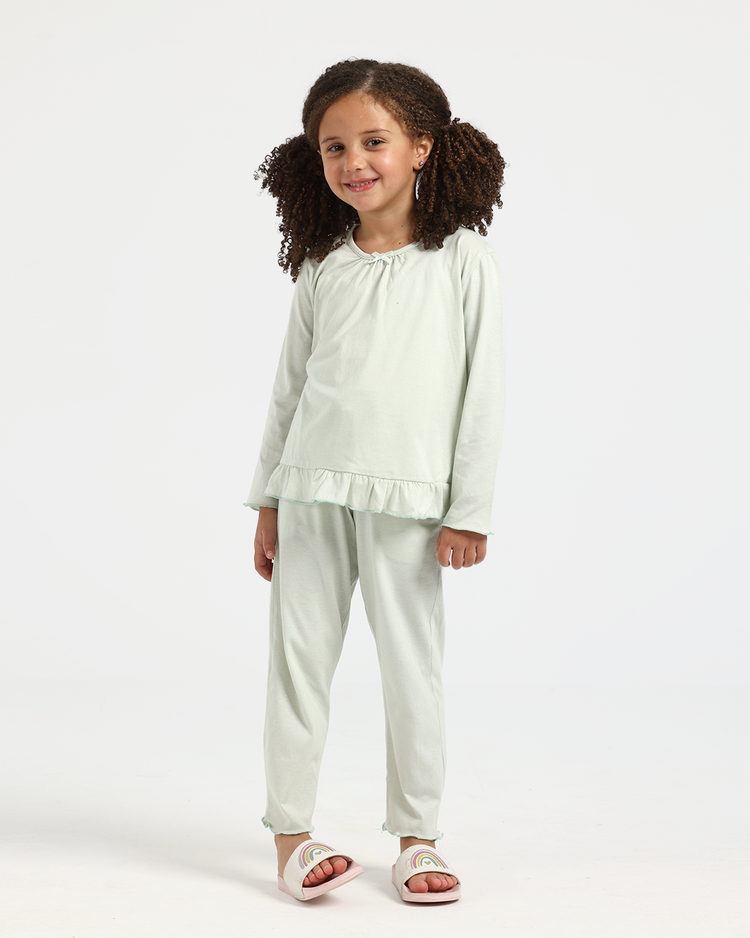 Girls' pajama with sleeves and small ruffle