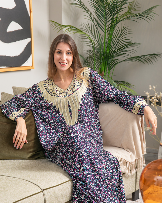 Viscose shirt with embroidered sleeves 10