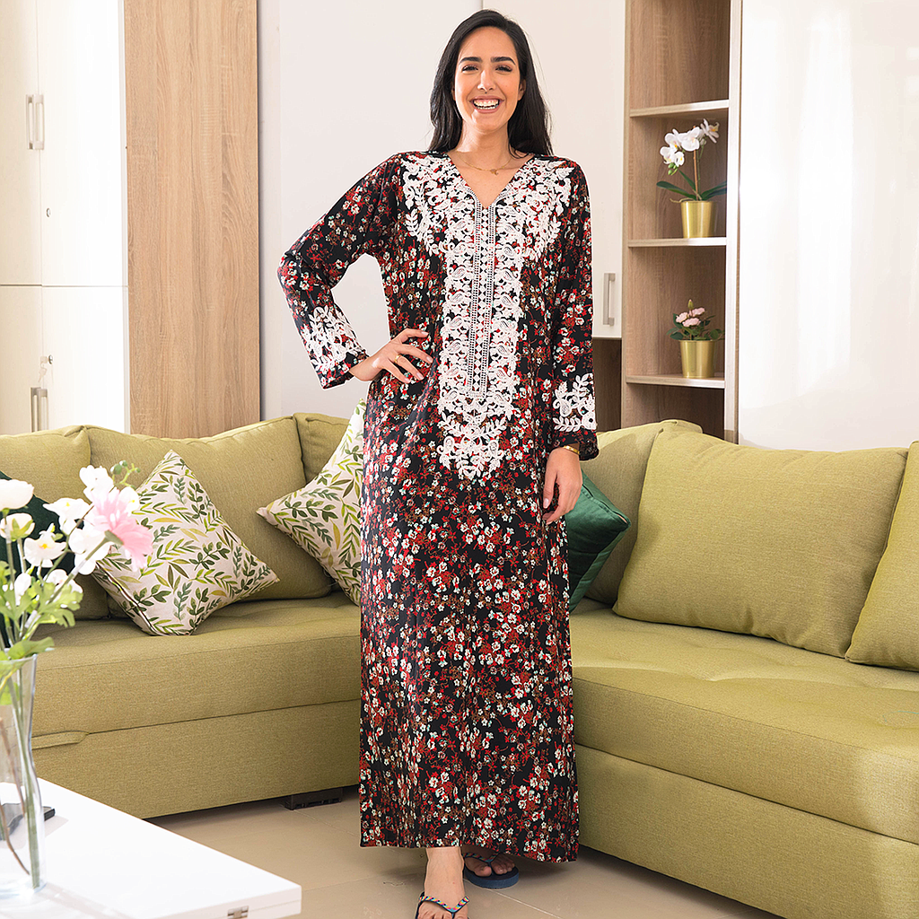 Viscose shirt with 2 sleeves embroidered with roses