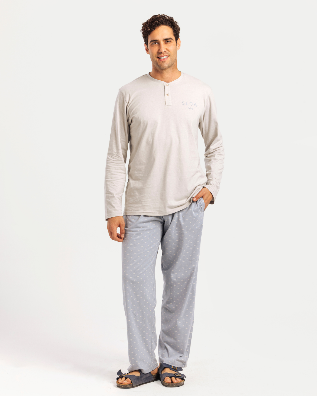 Men's Pajamas with Long Sleeves and Small Collar