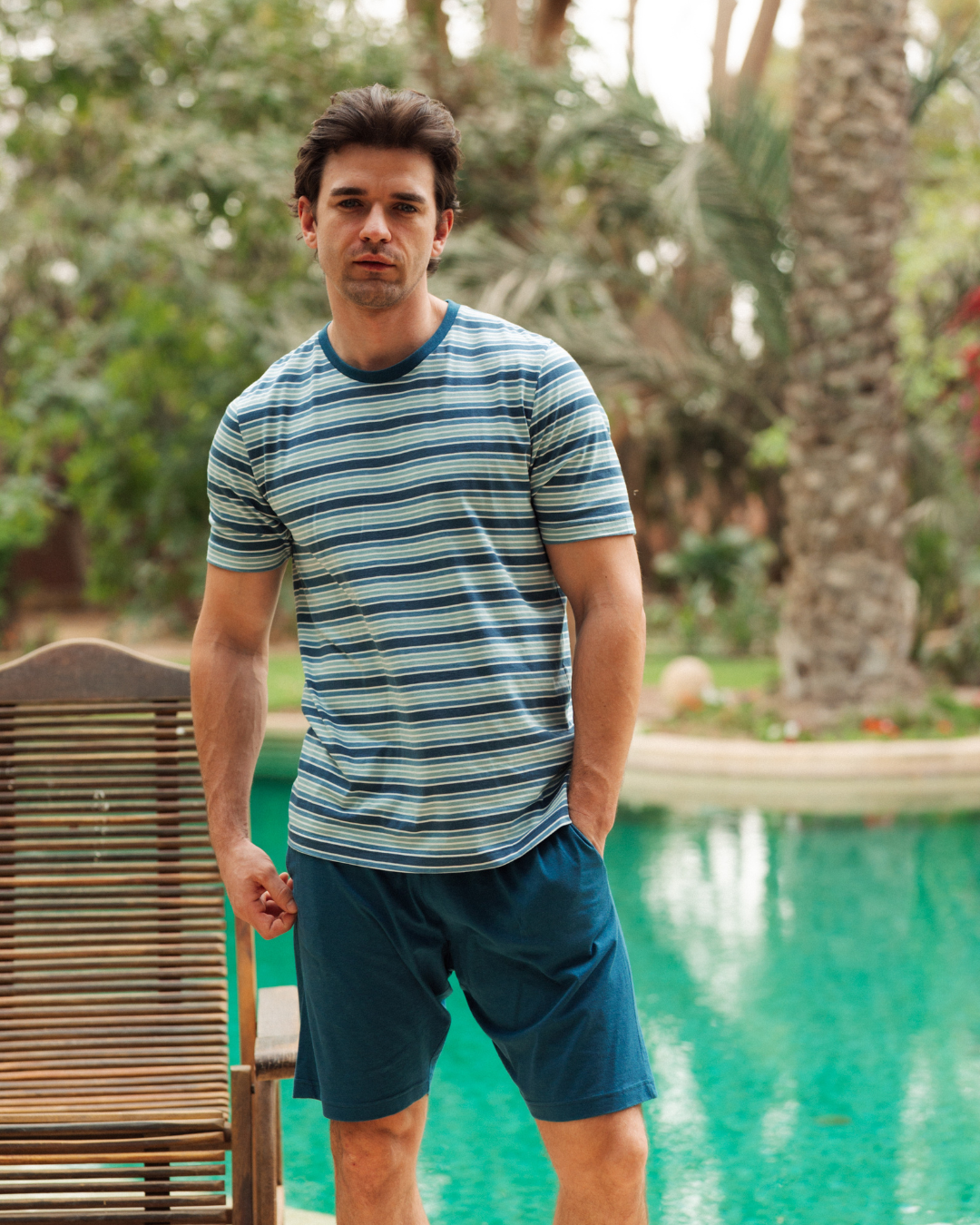 Pajamas, a riber, half km